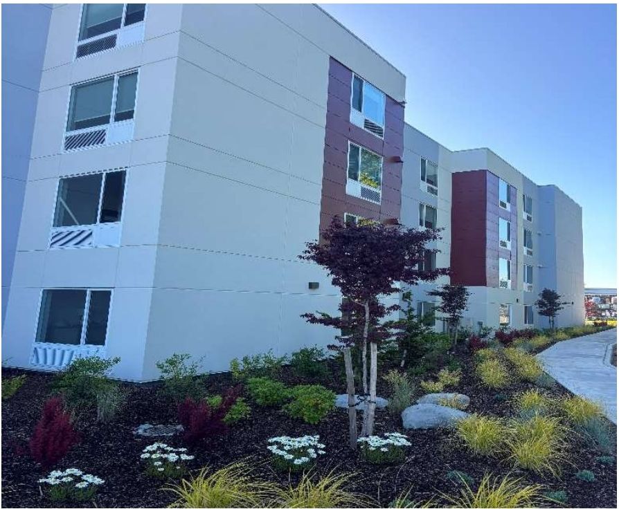 TownePlace Suites exterior and landscaping